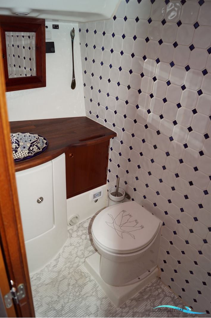 Custom Build 50 Feet Decksalon Yacht