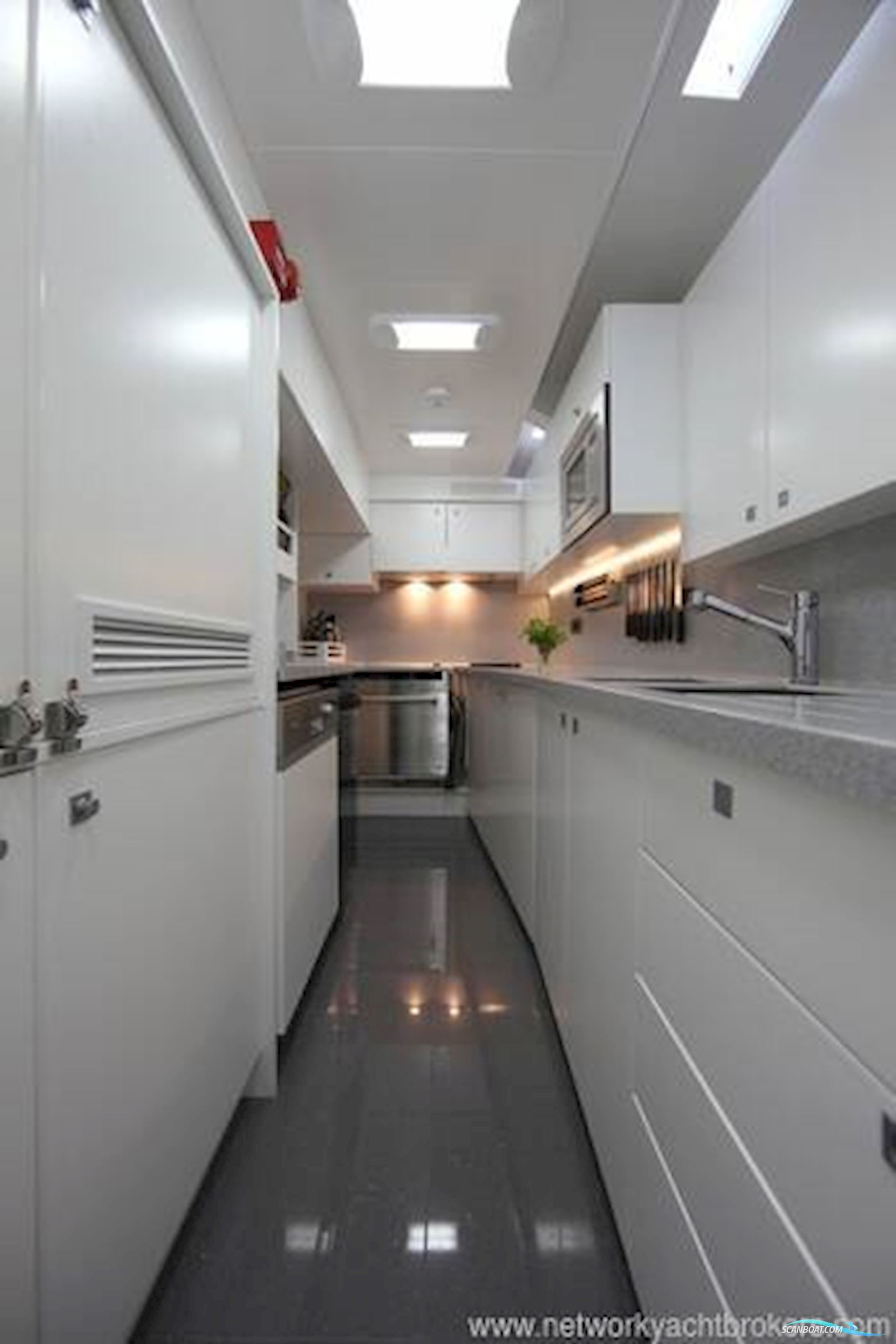 Custom Built Aganlar Yachts