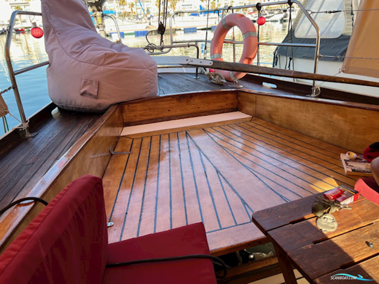 Custom Built Boat Erytheia Cotre Juan Alsine