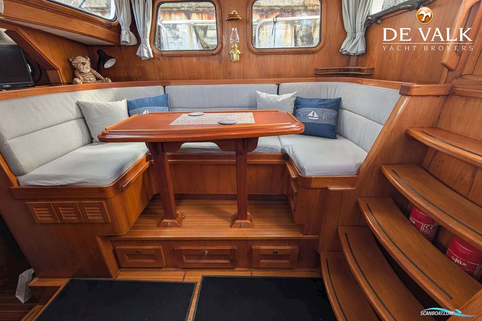 Danish Rose 42