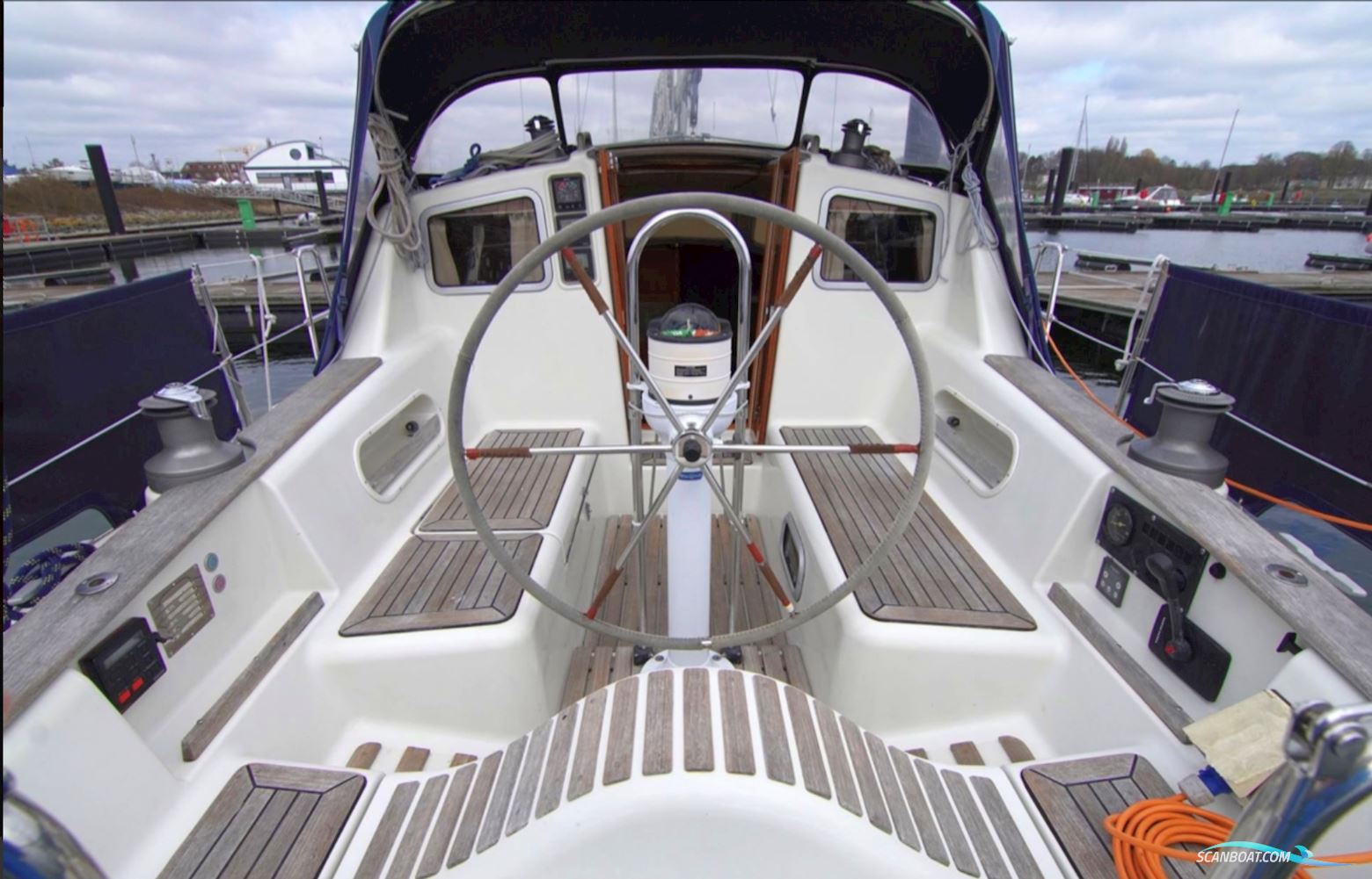 Degerö 32 DS - Decksalon Segelyacht