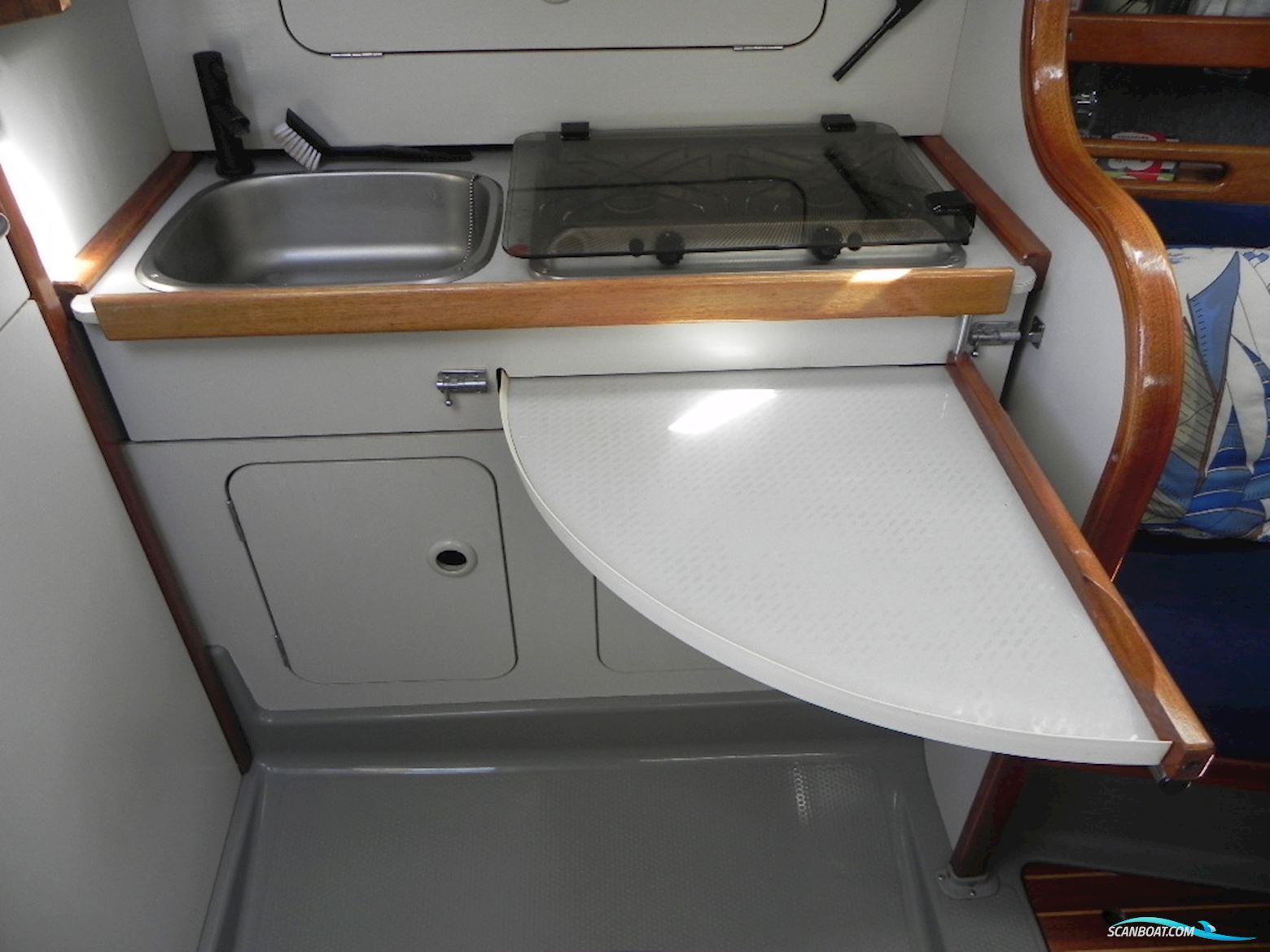 Dehler 28
