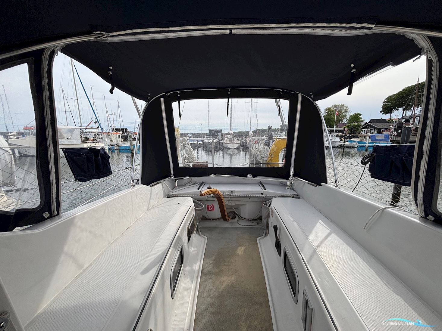 Dehler 33 Cruising