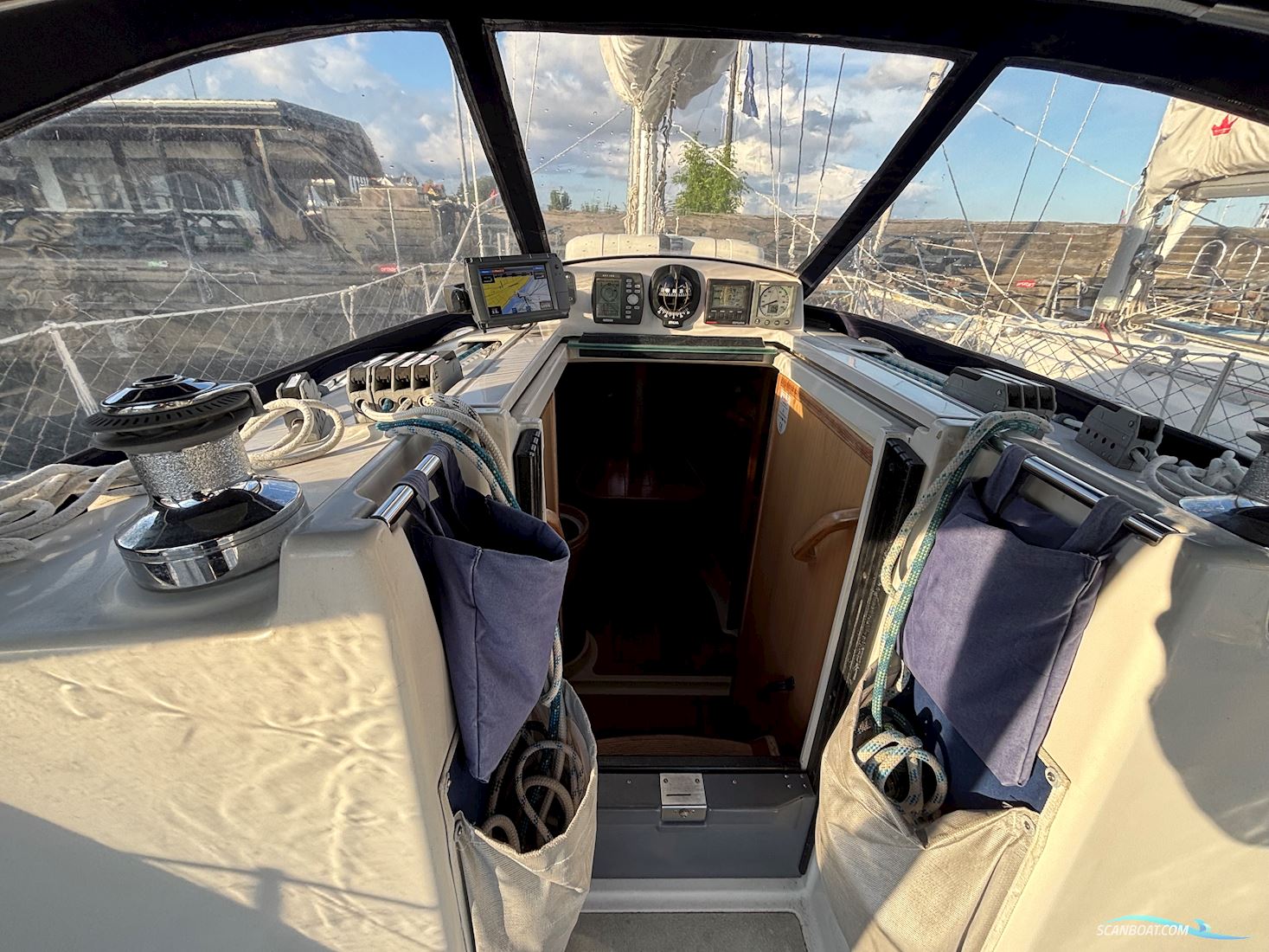 Dehler 33 Cruising