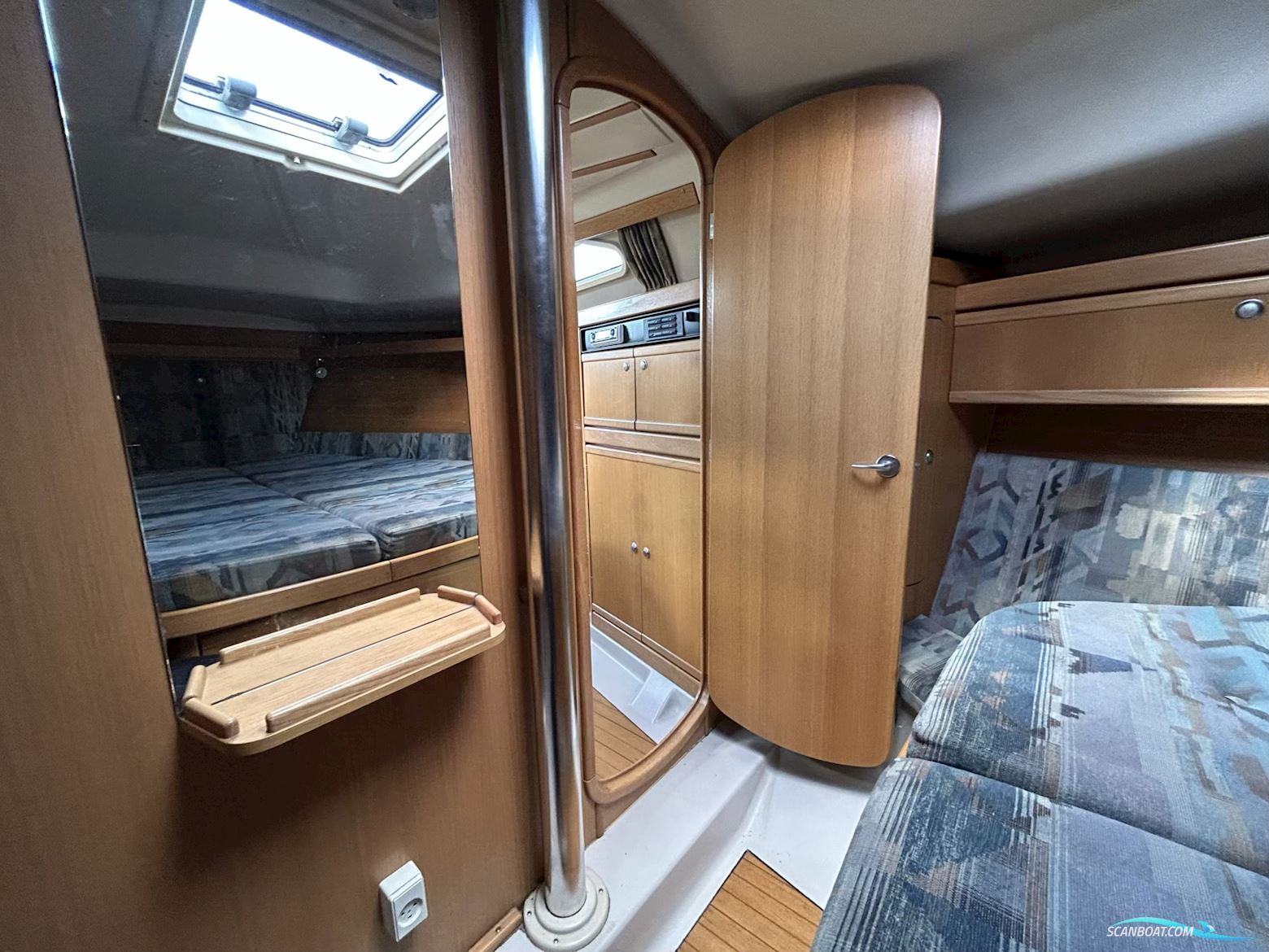 Dehler 37 Cruising (1996)