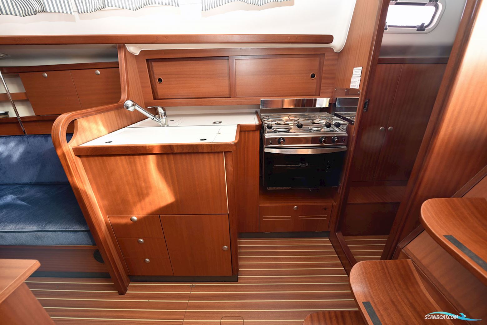 Delphia Delphia 33.3