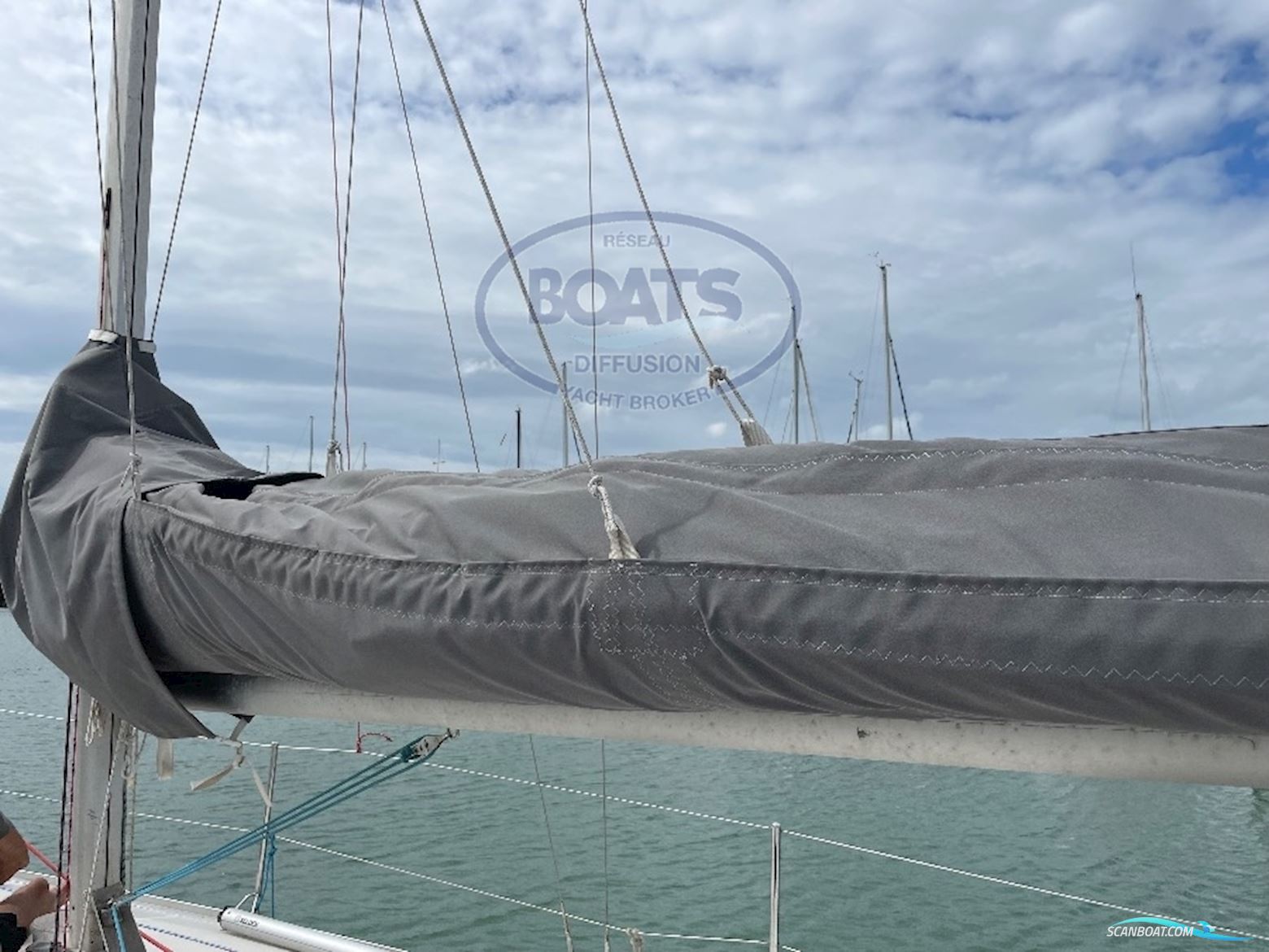 DELPHIA YACHTS DELPHIA 28 SPORT