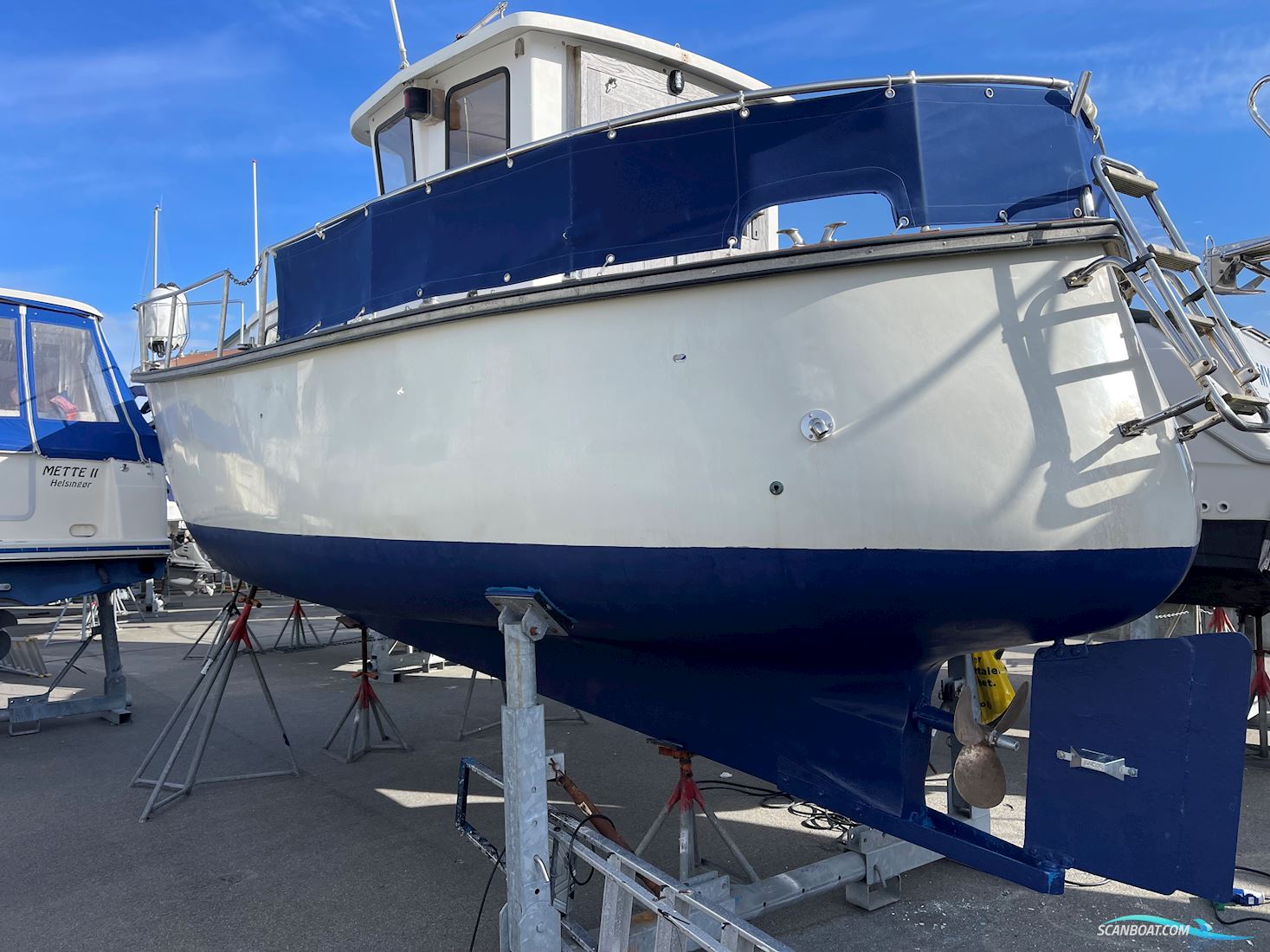 DM Fisherman 27 Motorsejler