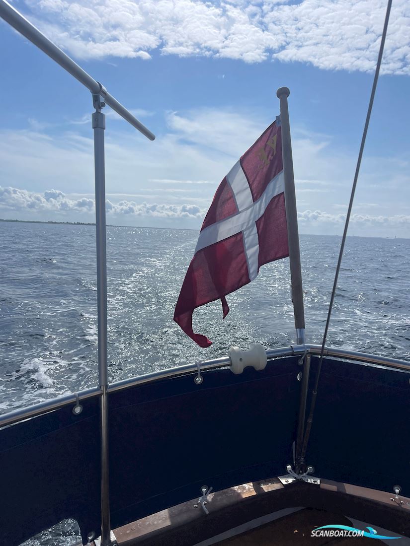 DM Fisherman 27 Motorsejler