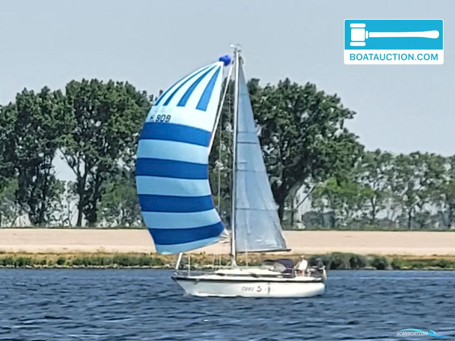 Dufour 31 Sailingboat 1977, with Volvo Penta engine, The Netherlands