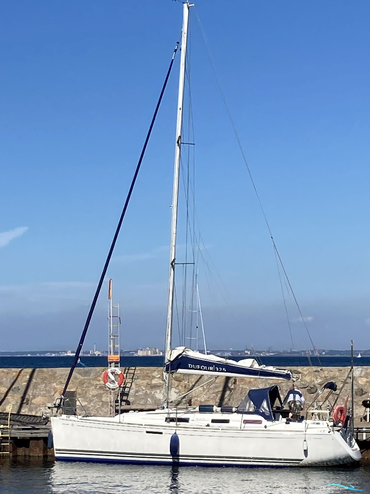 Dufour 325 Grand Large