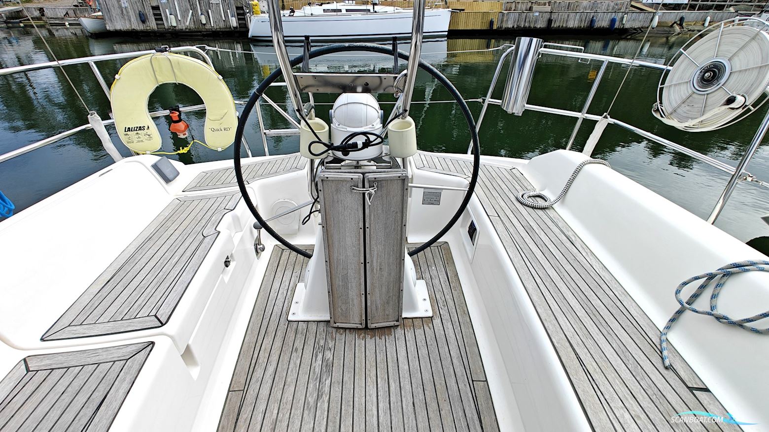 Dufour 325 Grand Large