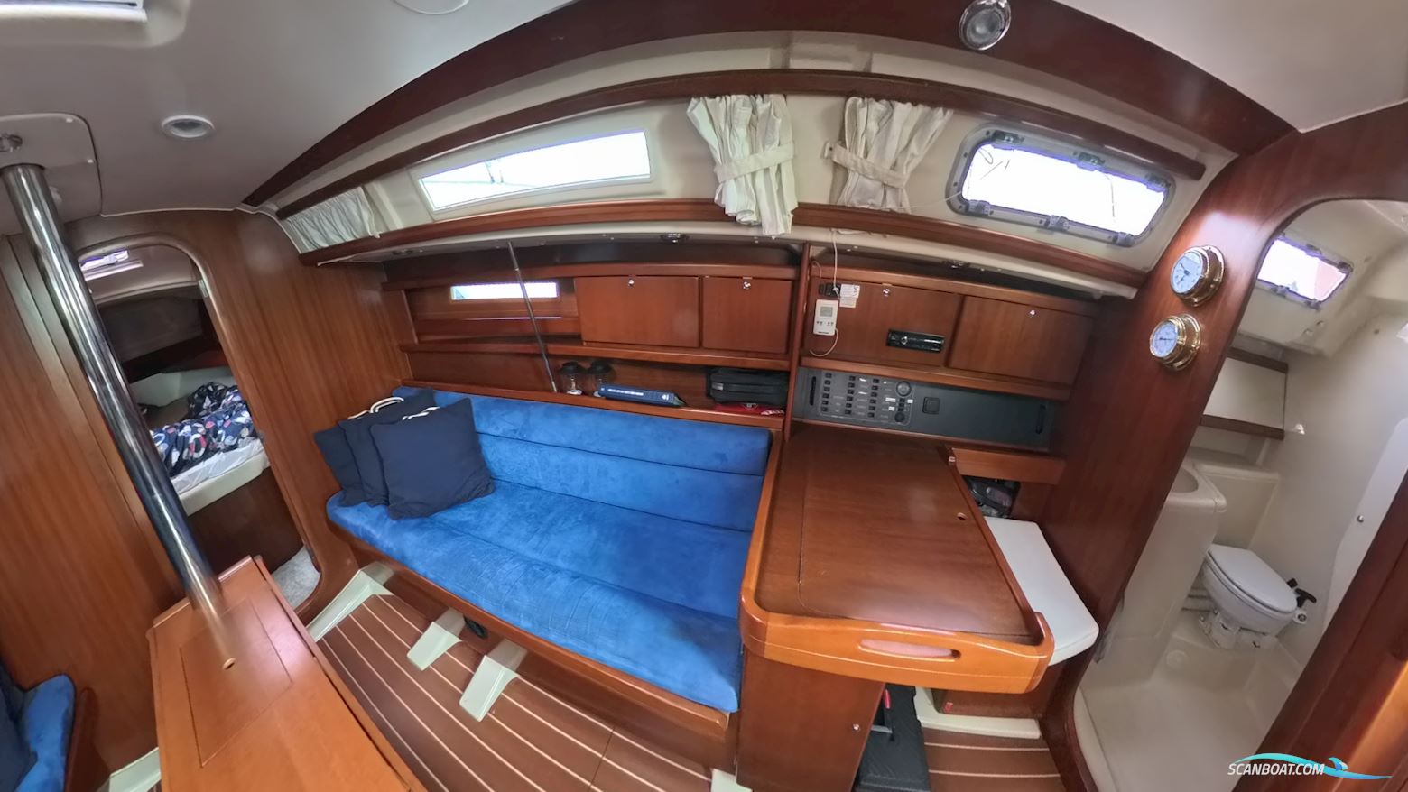 Dufour 325 Grand Large