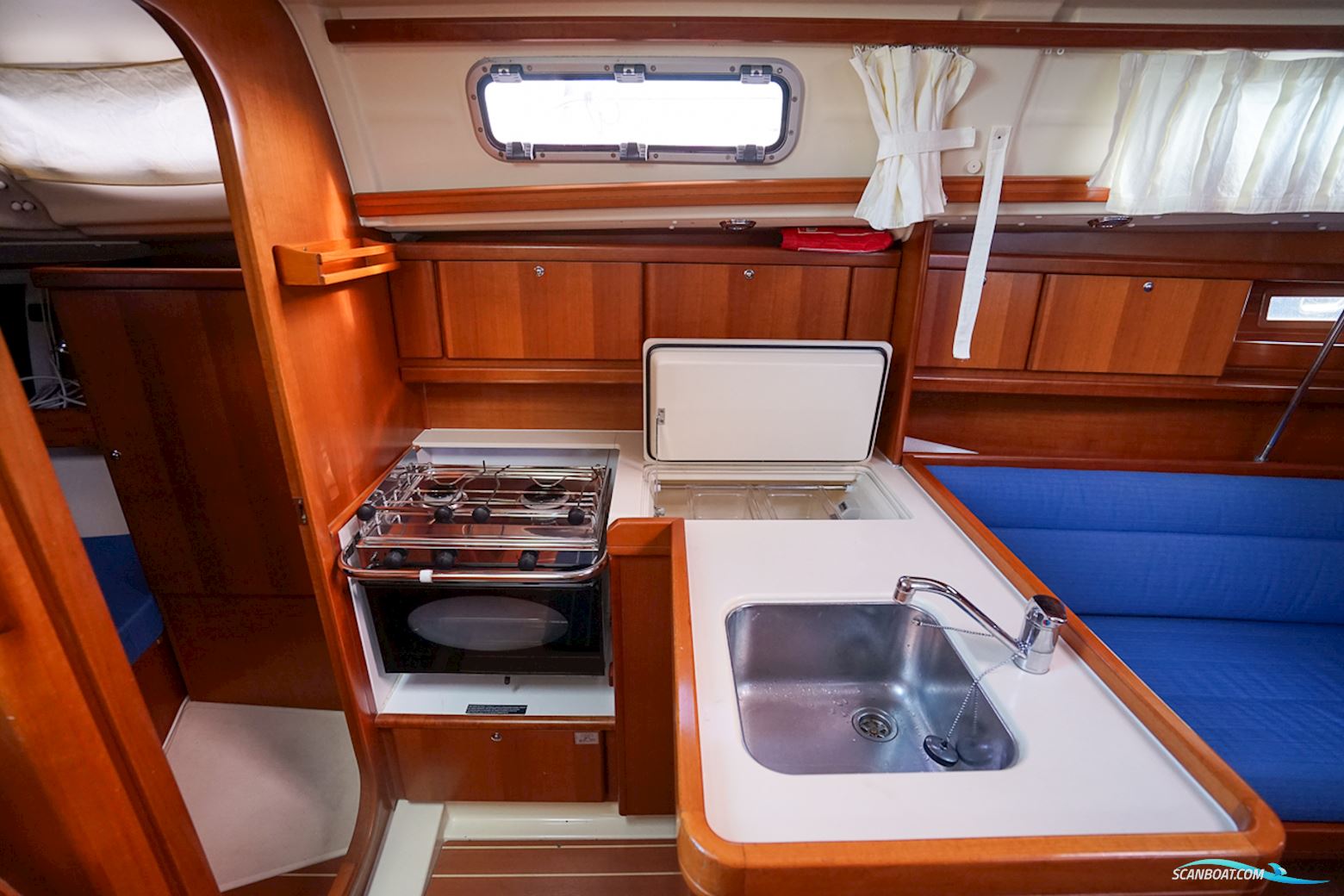Dufour 325 Grand Large