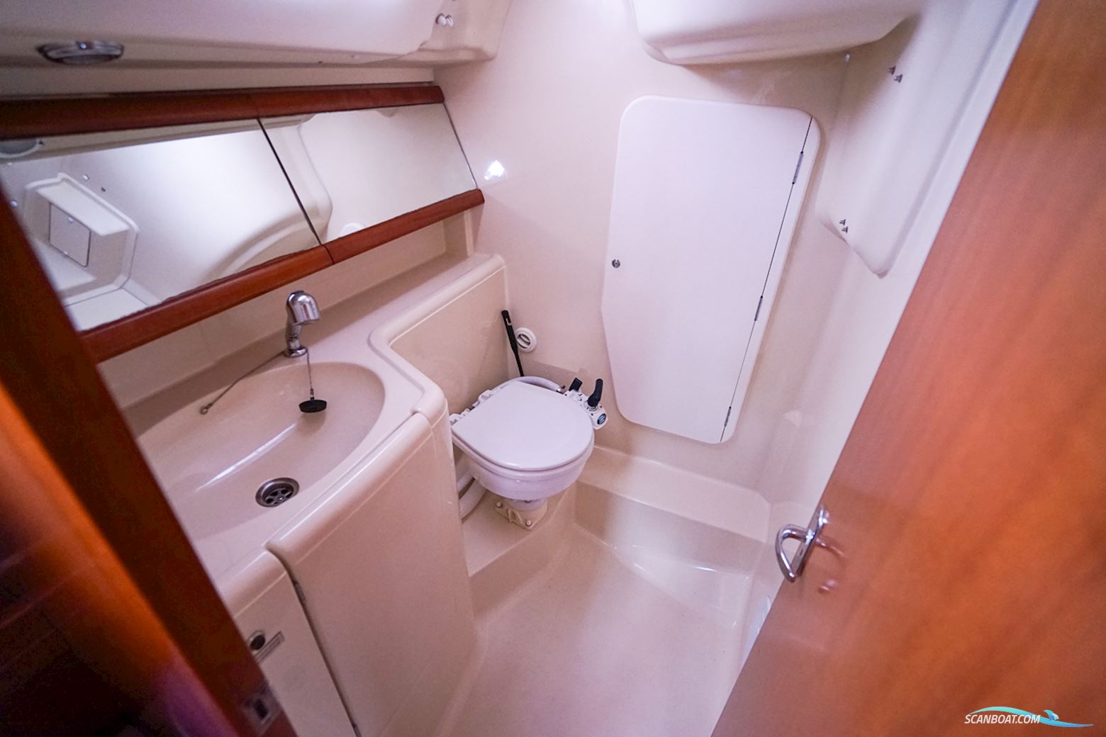 Dufour 325 Grand Large
