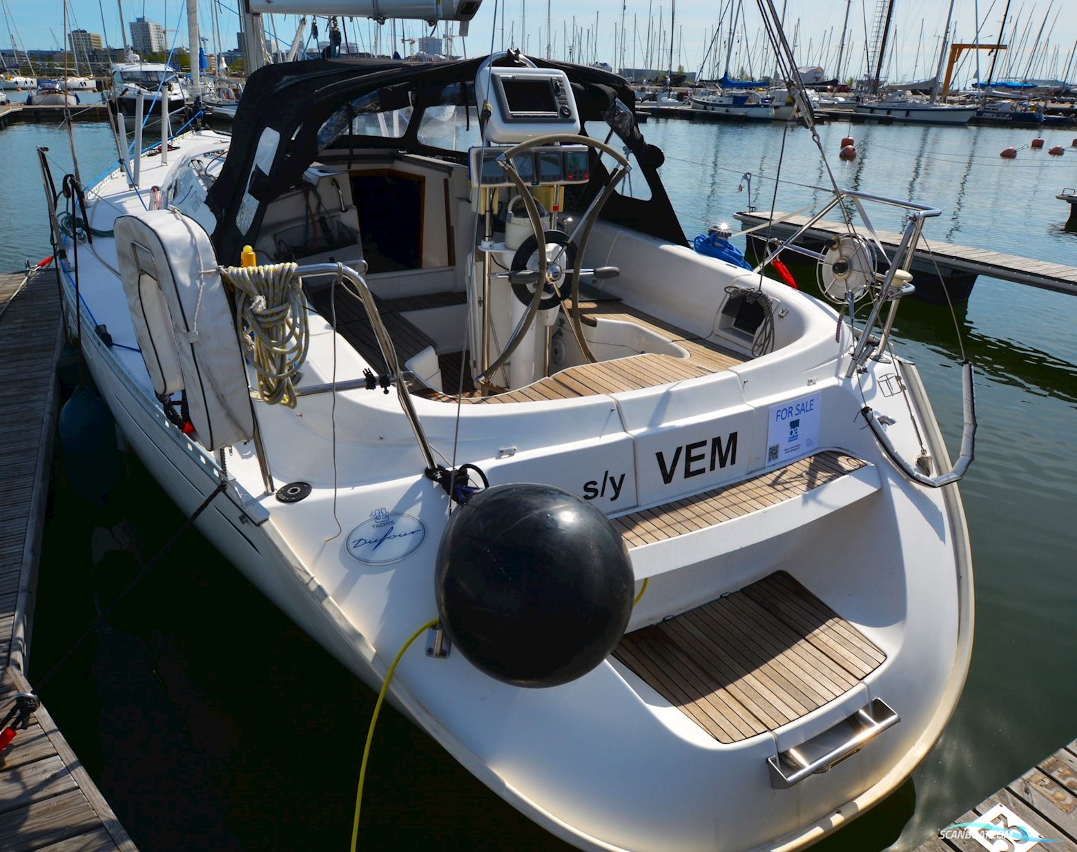 Dufour 35 Classic