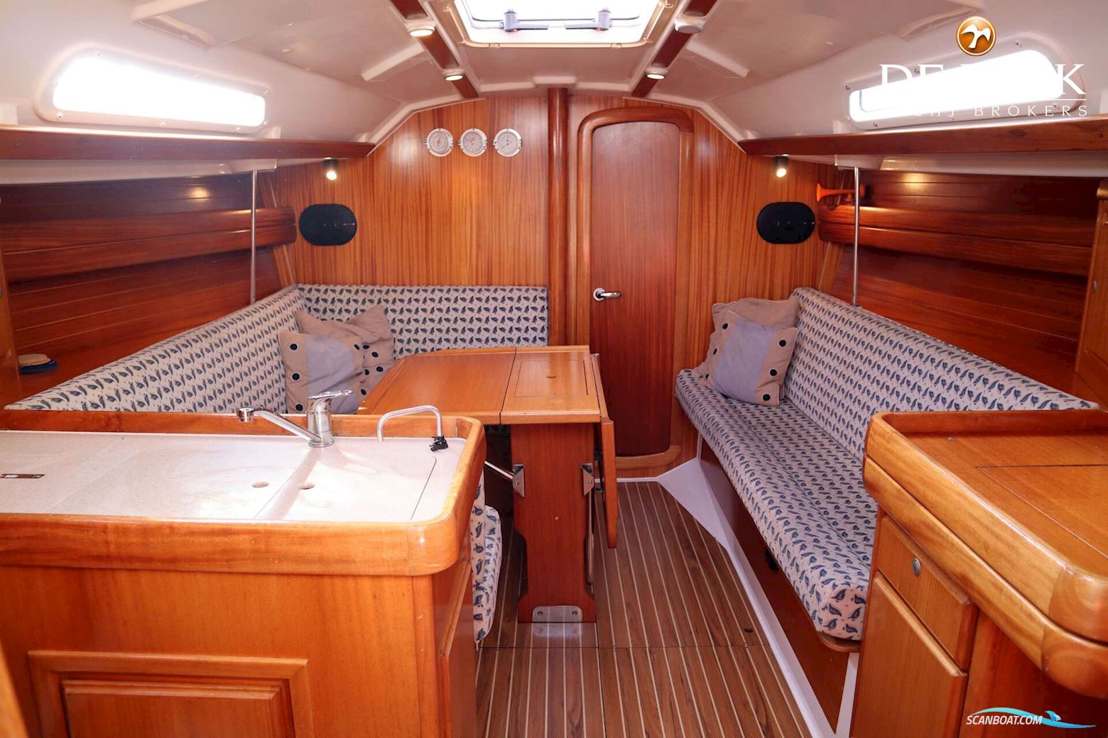 Dufour 35 Classic
