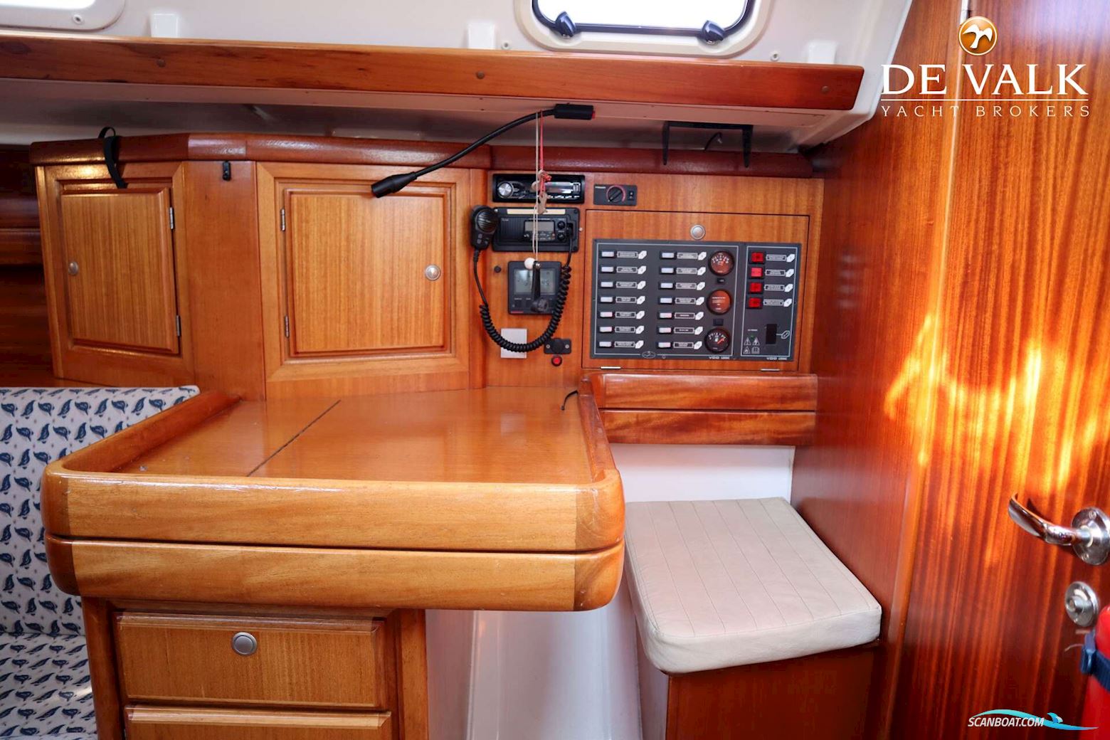 Dufour 35 Classic