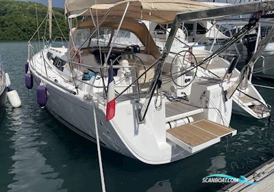 Dufour 375 Grand Large Sailingboat 2012, with Volvo D2-40 engine, Martinique