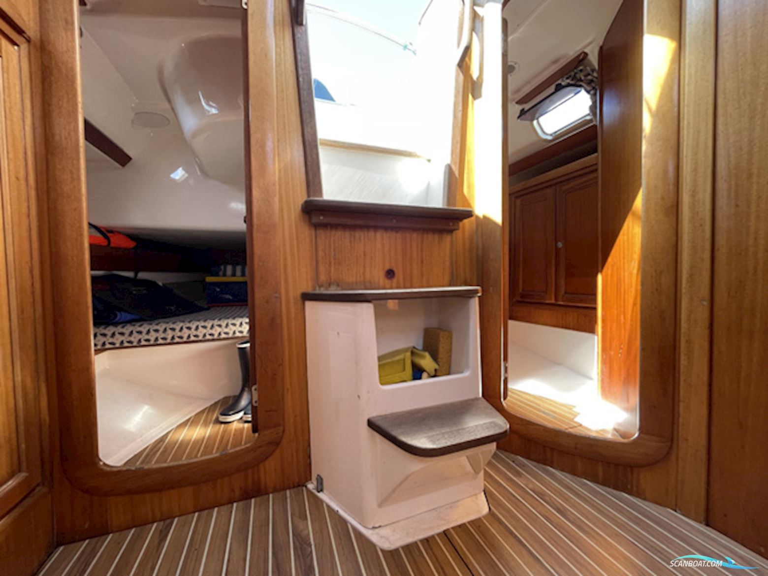 Dufour 38 Classic