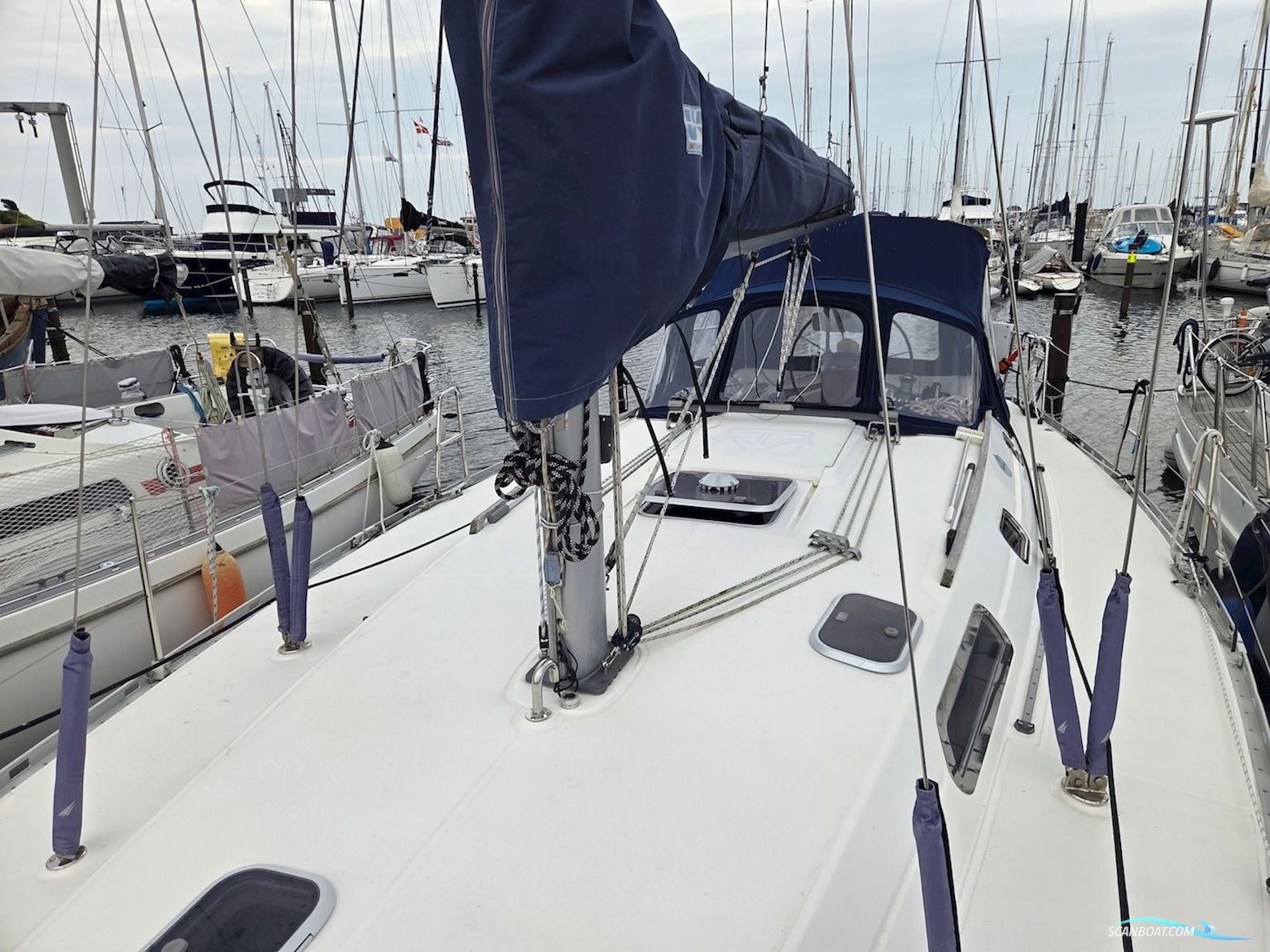 Dufour 38 Classic
