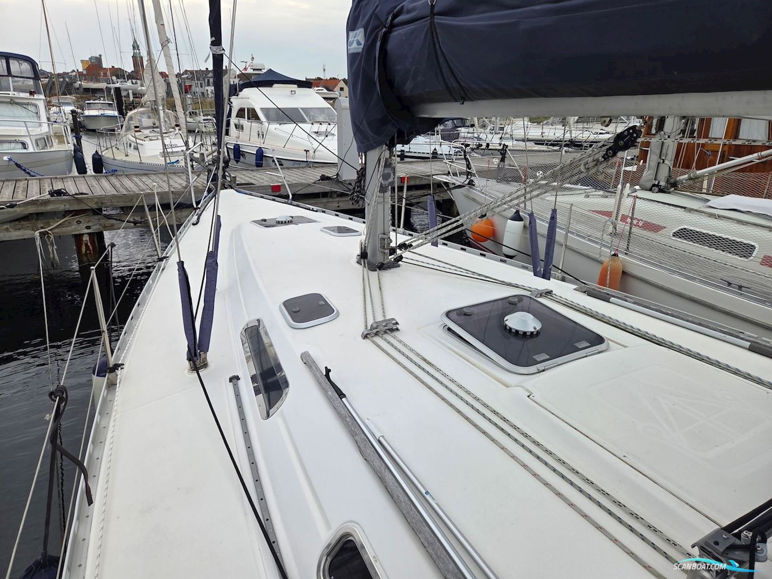 Dufour 38 Classic