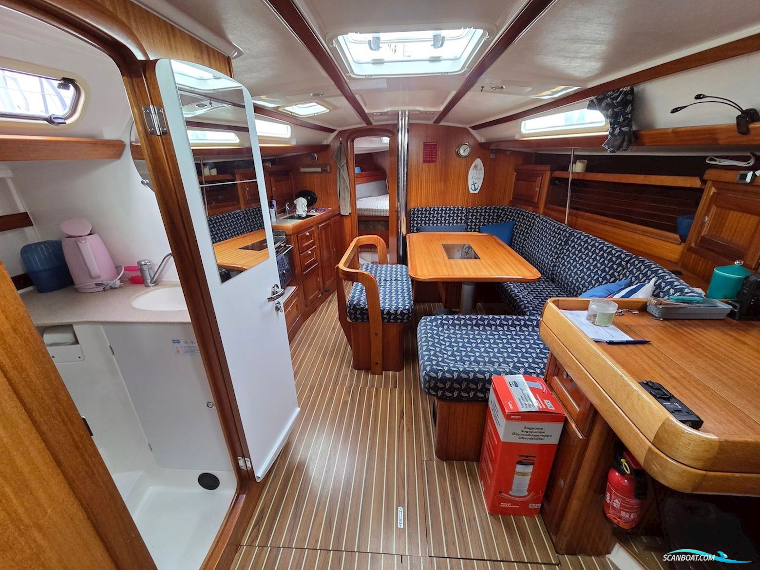 Dufour 38 Classic