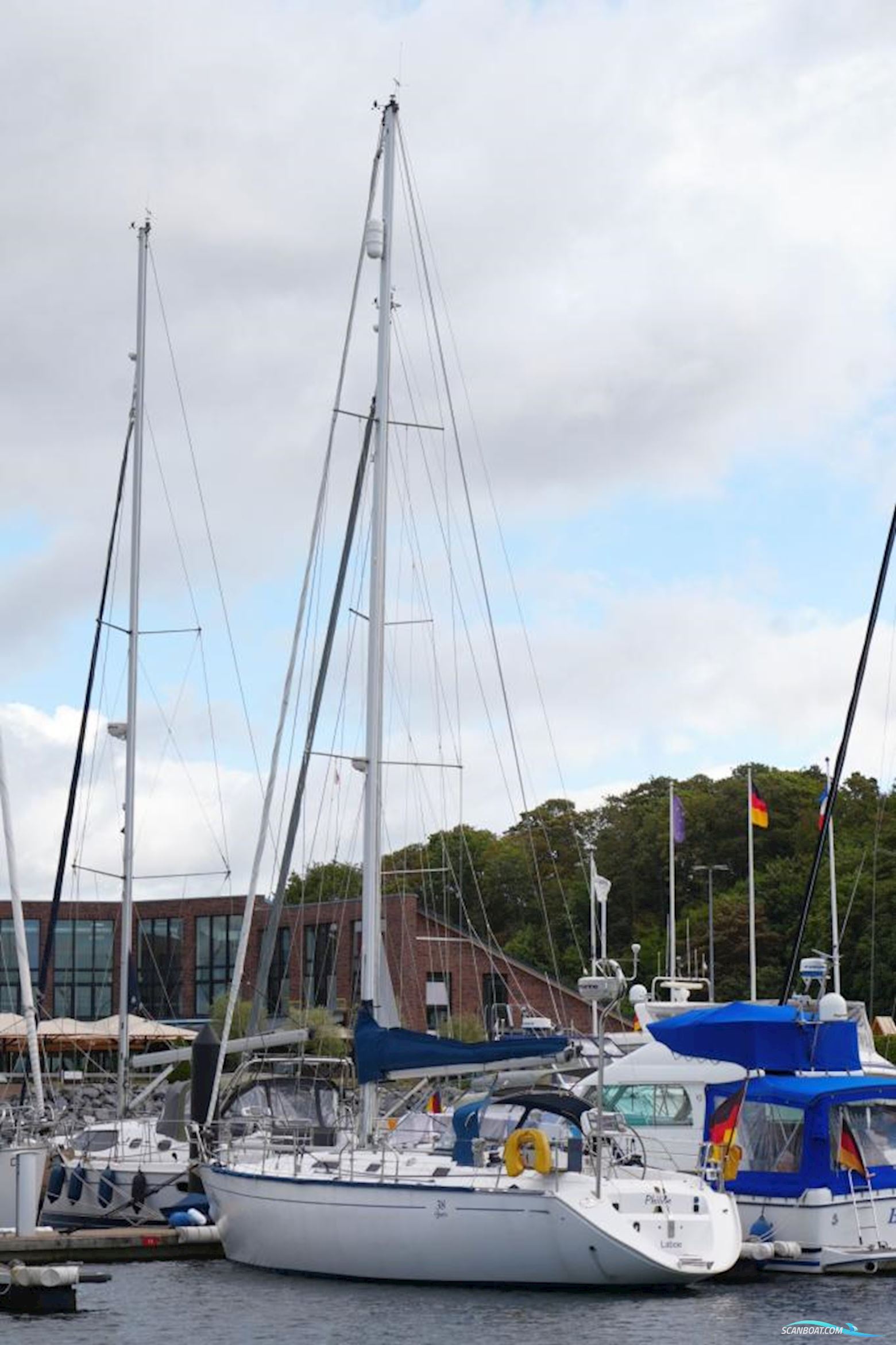 Dufour 38 Classic