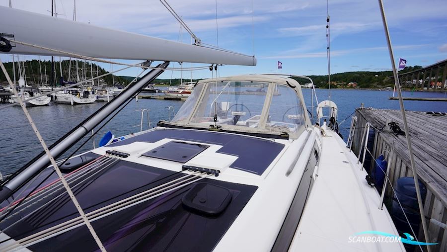 Dufour 390