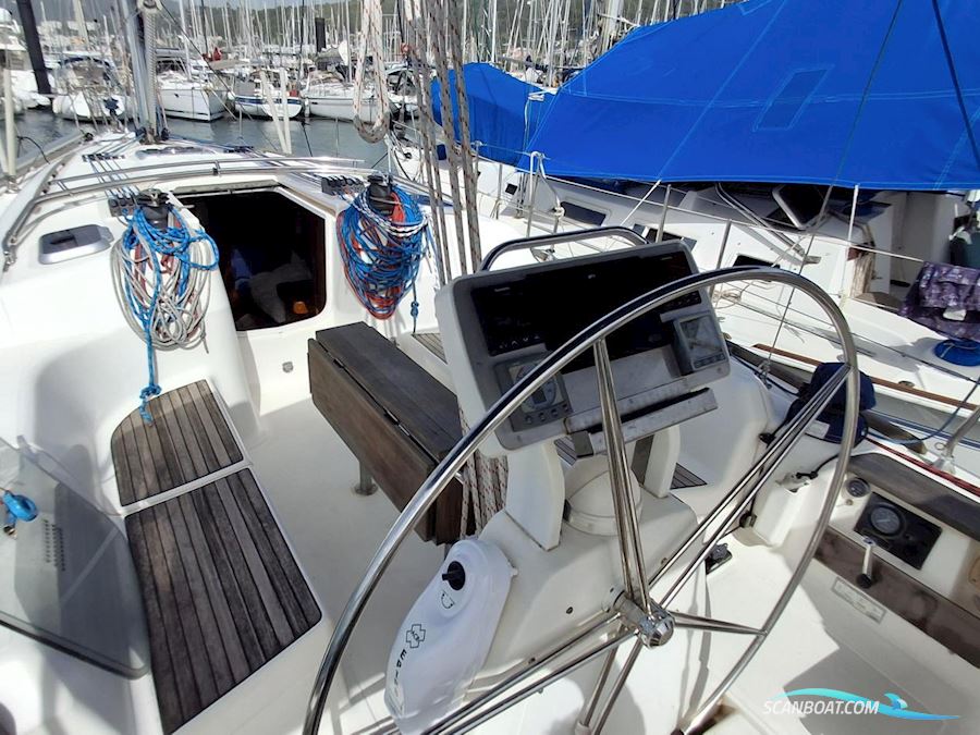 Dufour 40 Performance