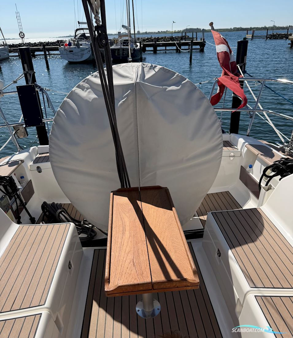 Dufour 40 Performance