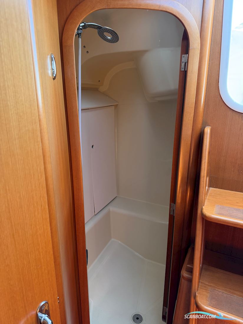 Dufour 40 Performance