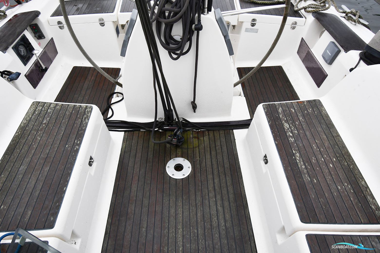 Dufour 40 Performence