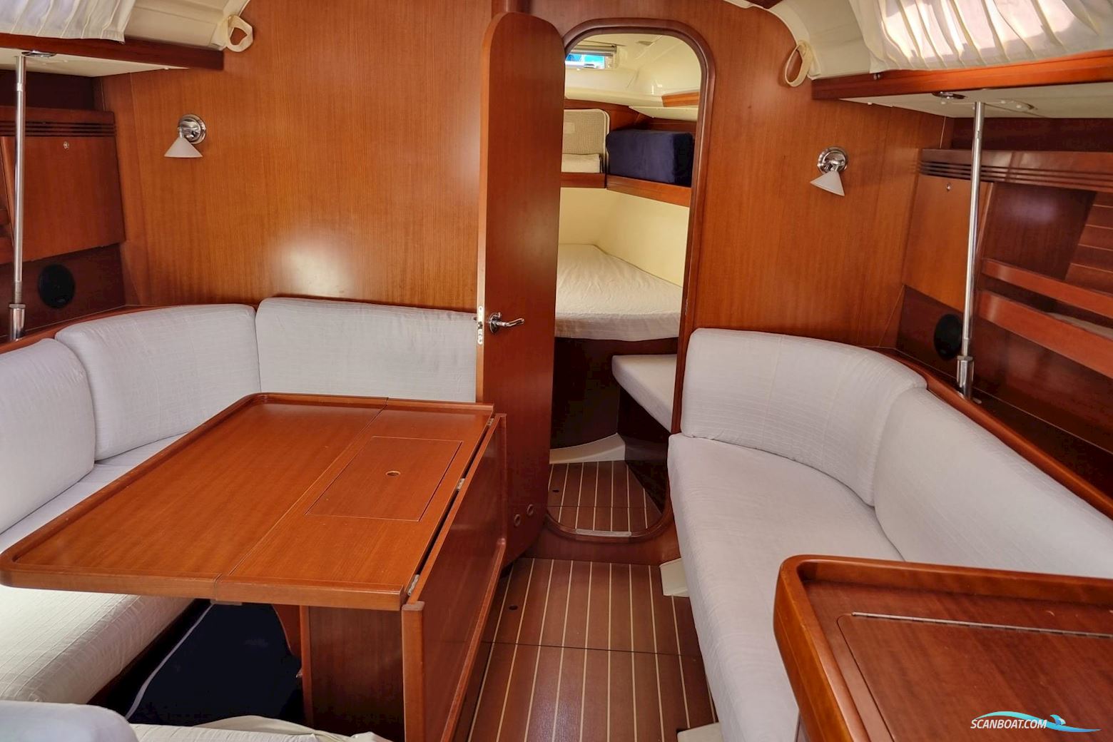 Dufour 40