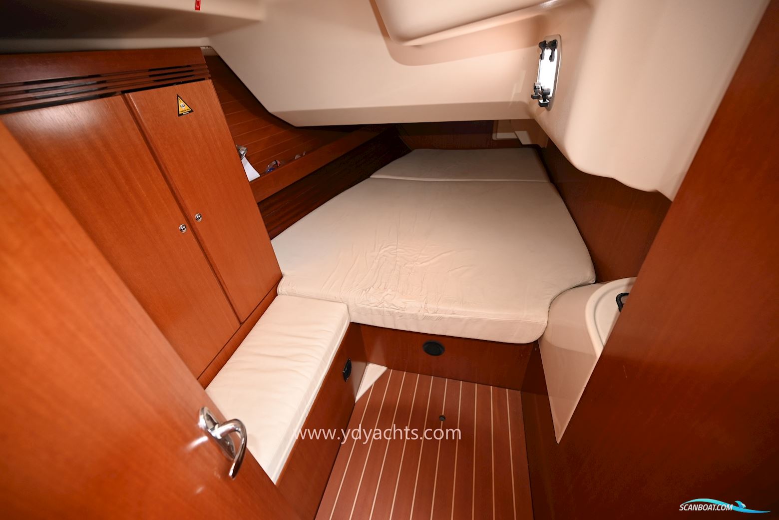 Dufour 44 Performance