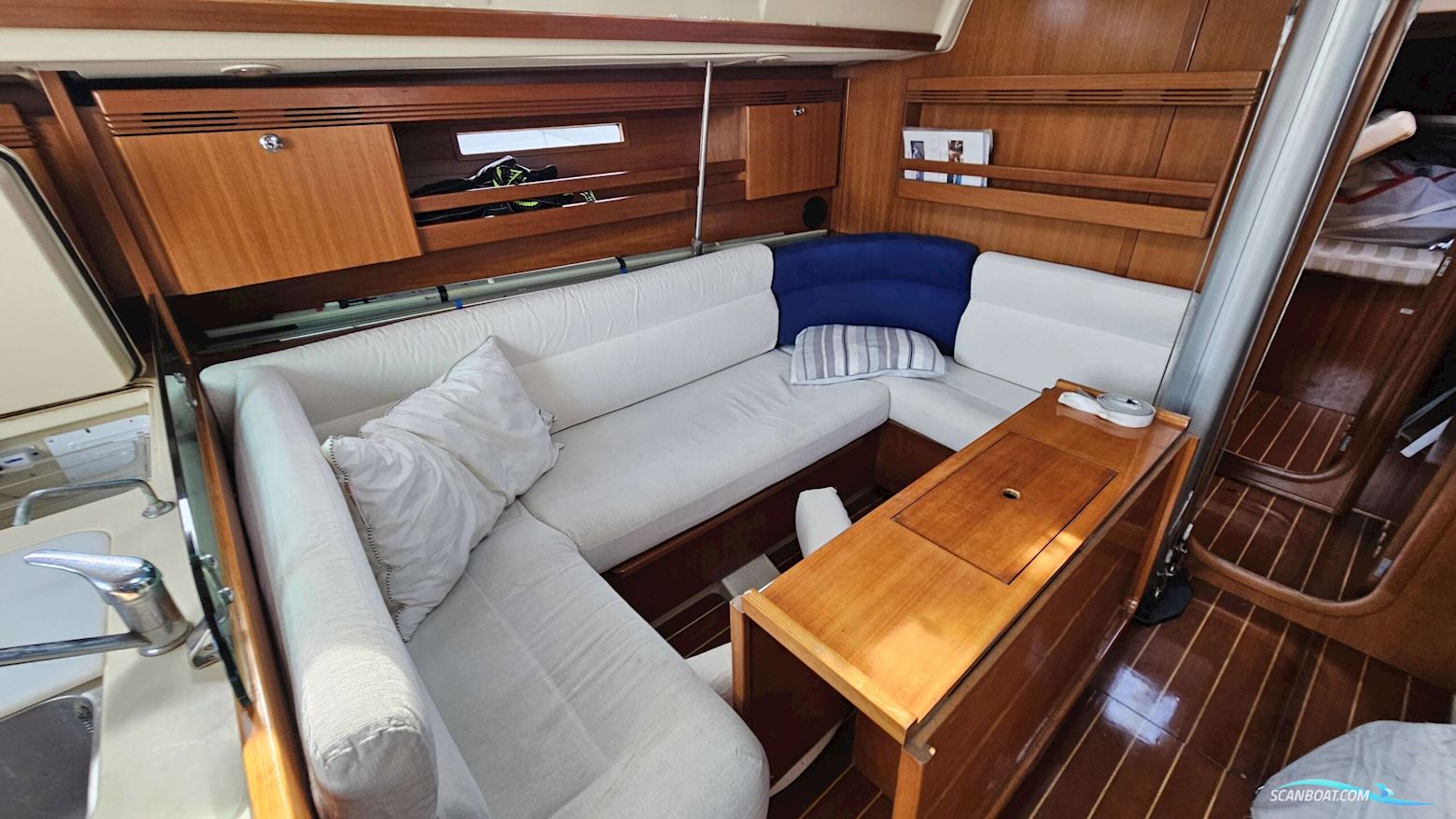 Dufour 44 PERFORMANCE