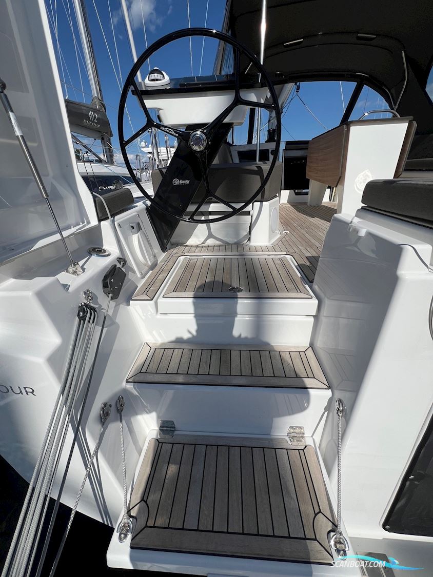 Dufour 44