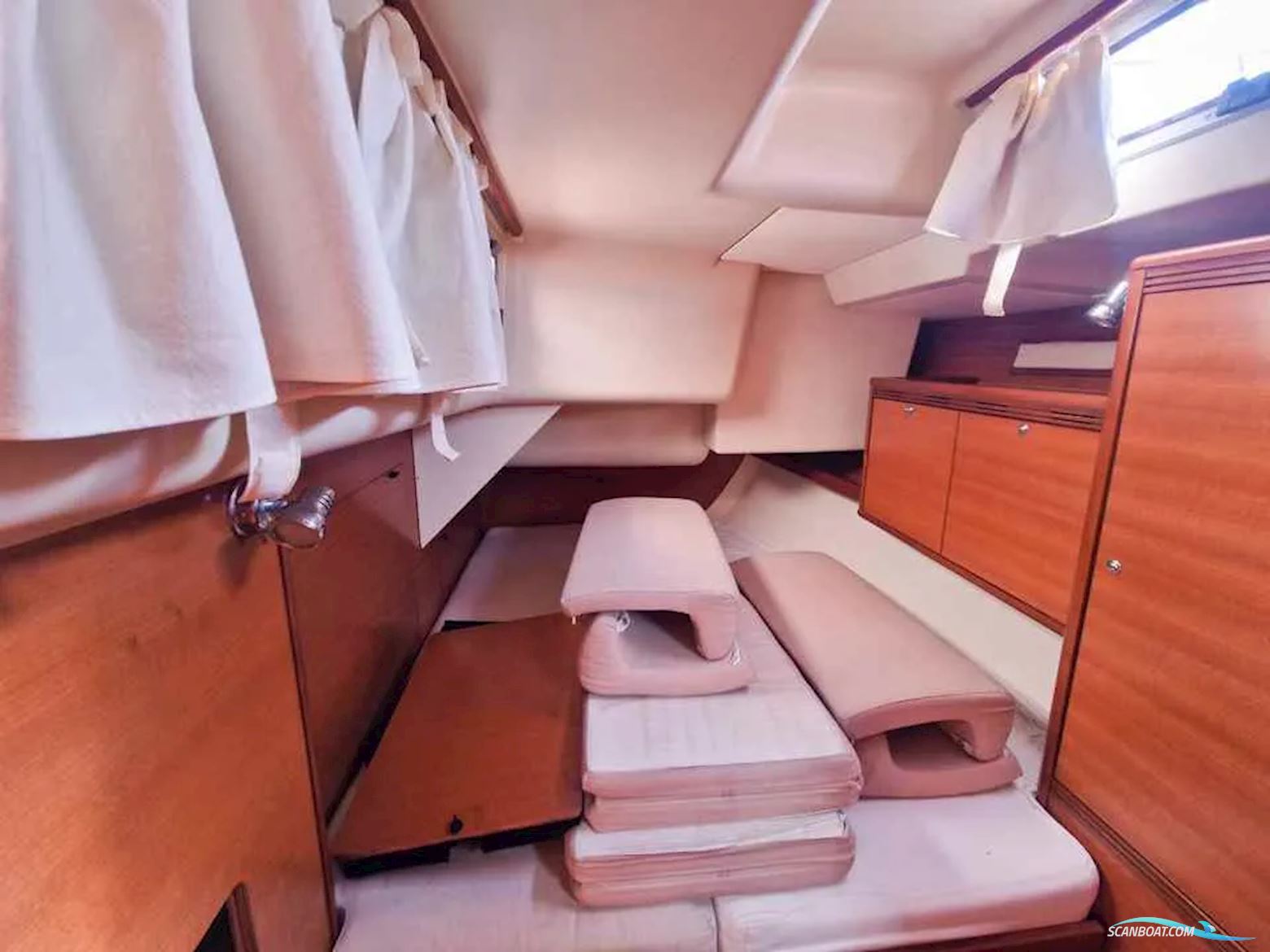Dufour 525 GL