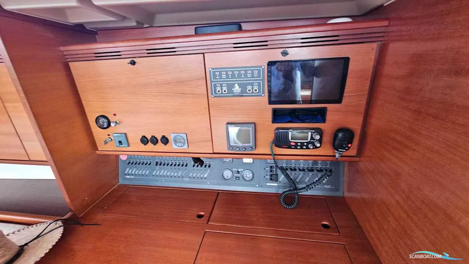 Dufour 525 GL