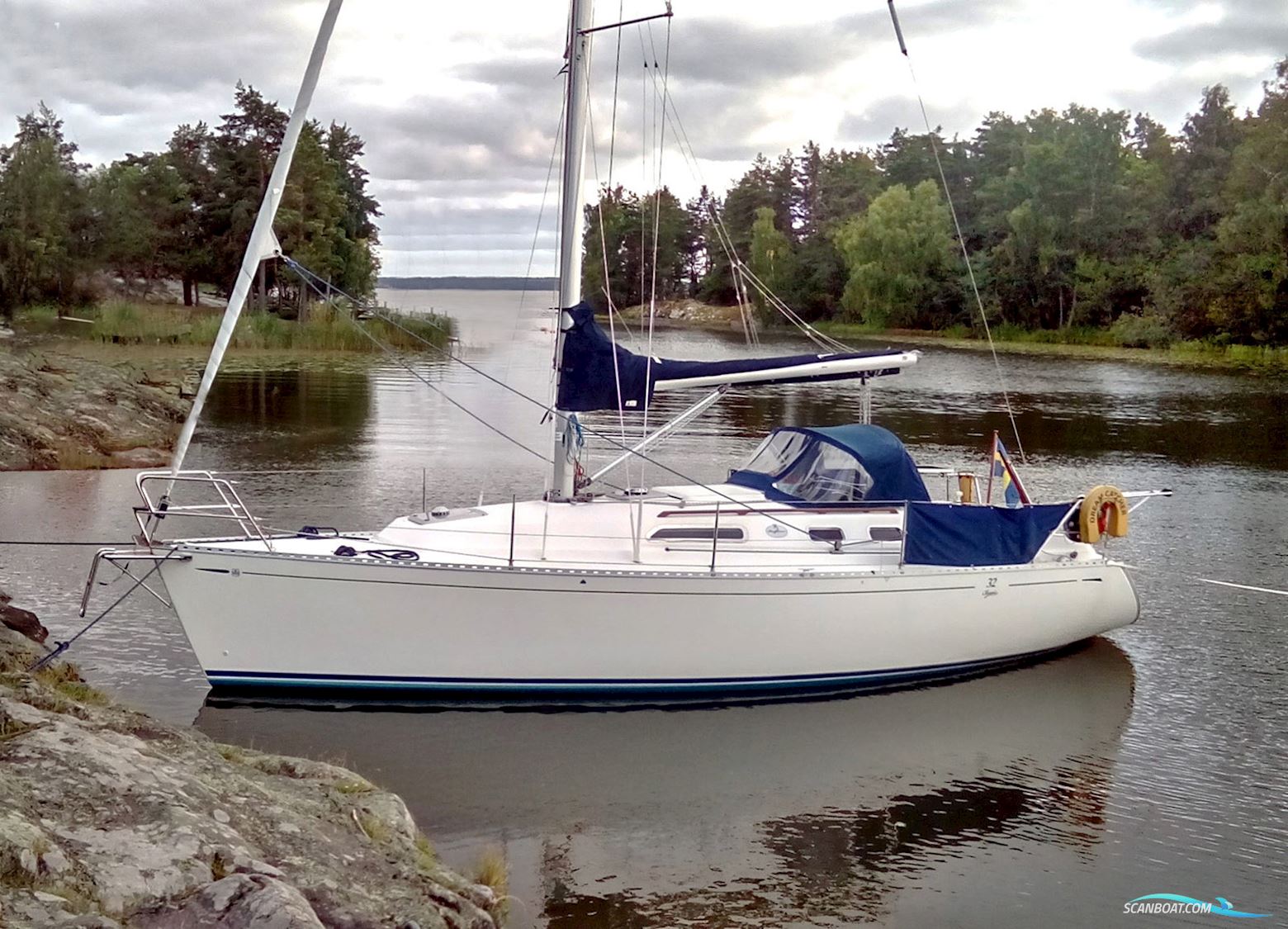 Dufour Dufour 32 Classic Sailingboat 1998, with Volvo Penta MN 2020 engine, Sweden