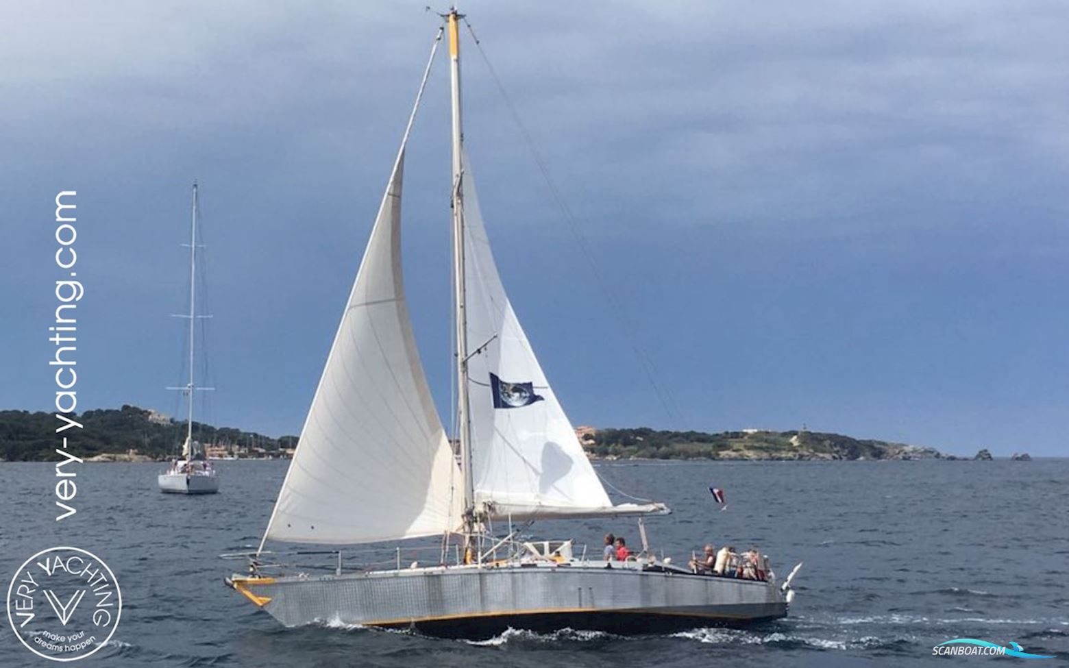 Dumont Carval 43 Sailingboat 1973, with Perkins 4108 engine, France
