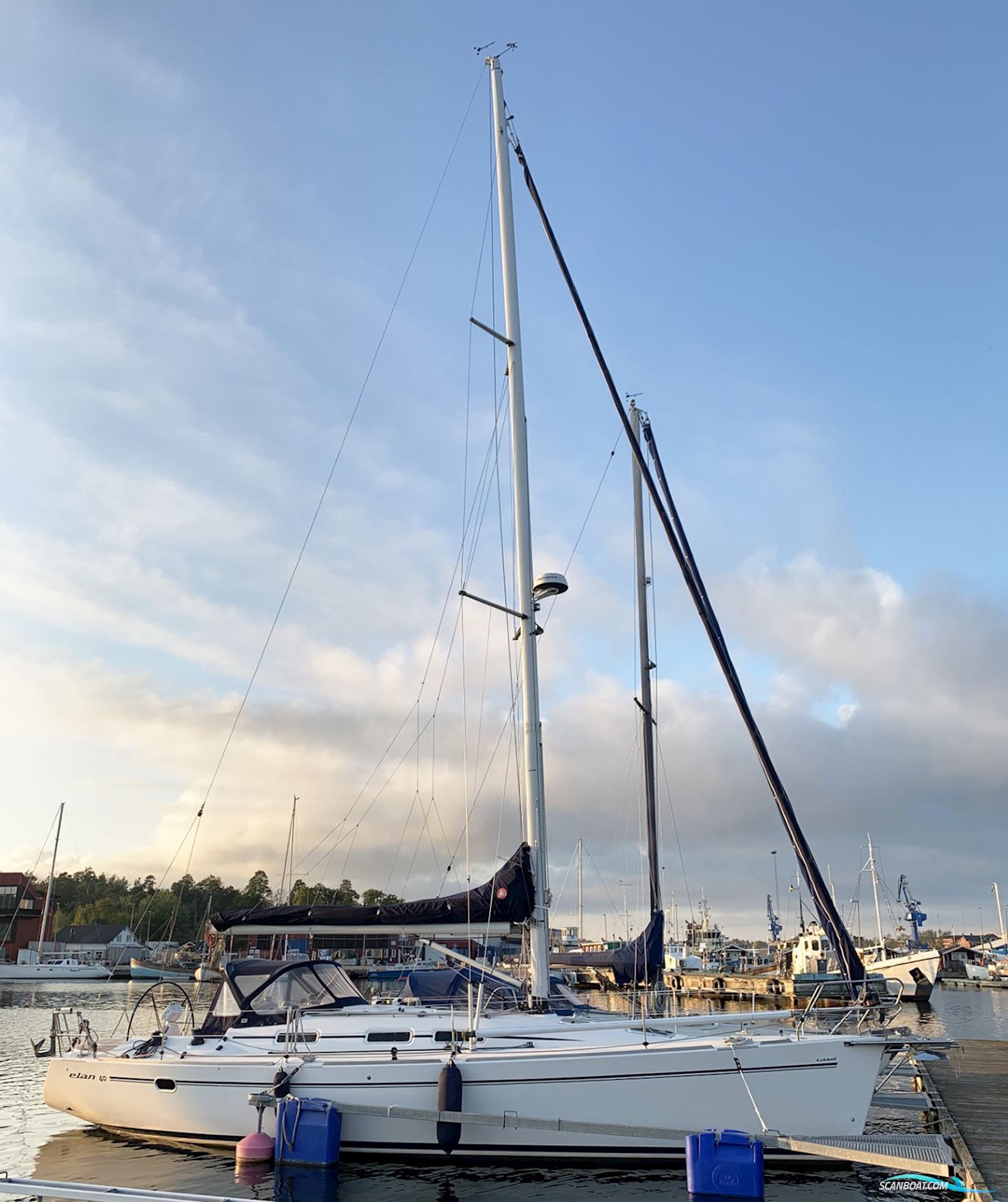 Elan 40 Sailingboat 2004, with Volvo Penta MD 2040 (40 hk) engine, Sweden