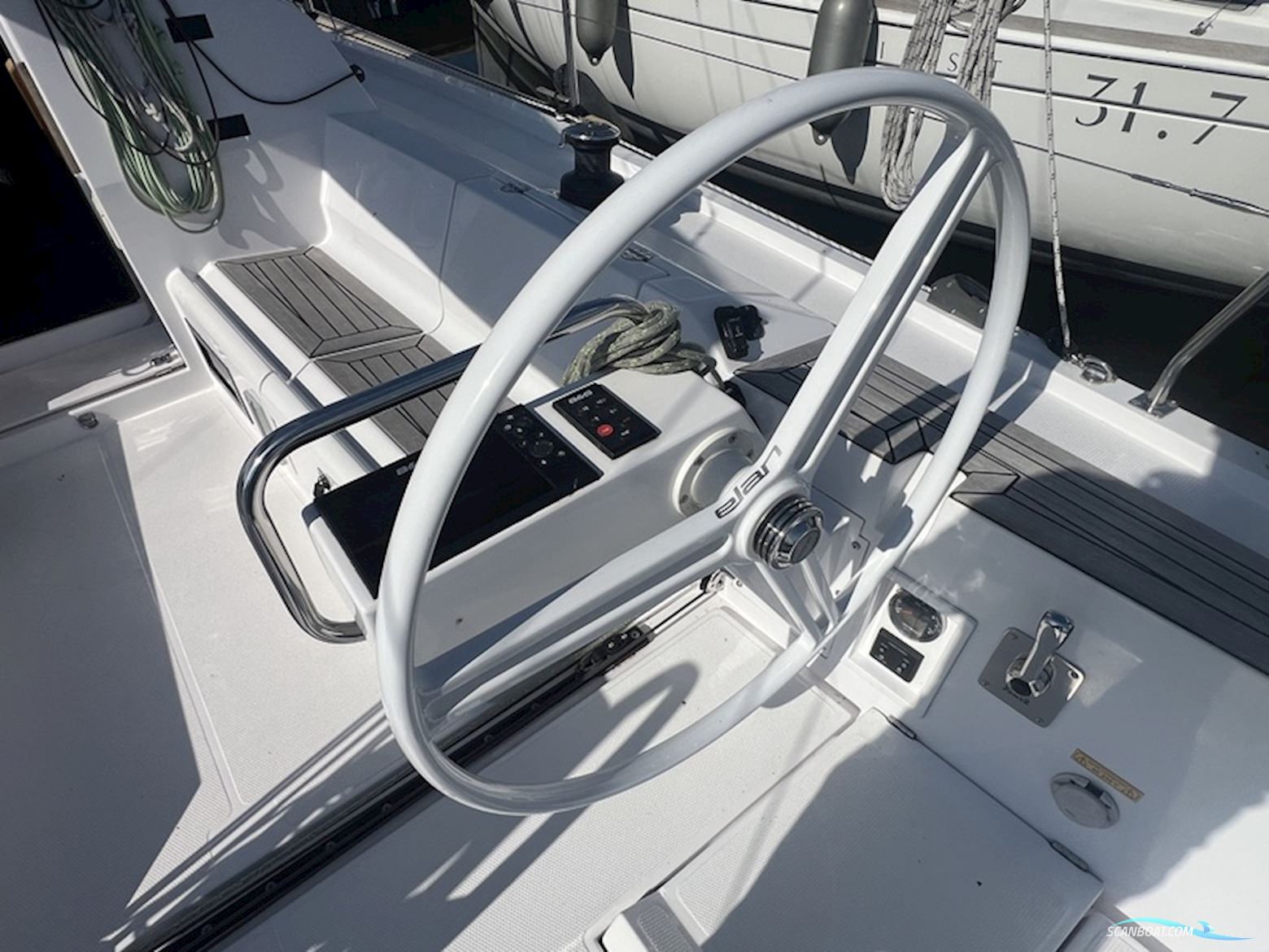 Elan E3