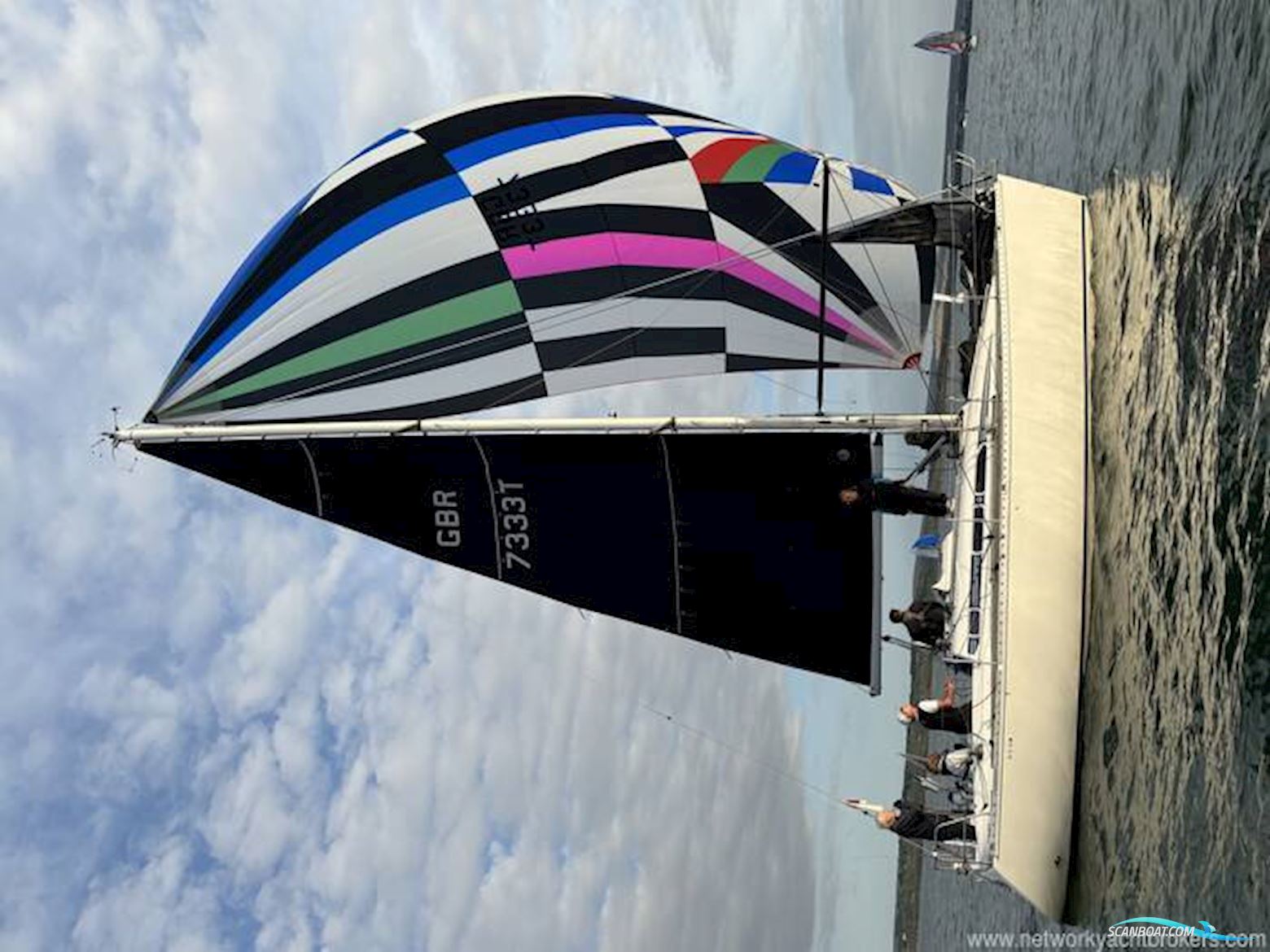 Elan Marine 333