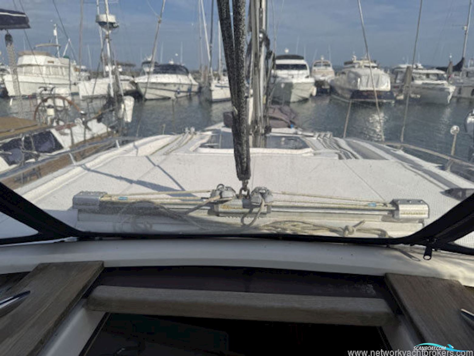 Elan Marine 384 Impression