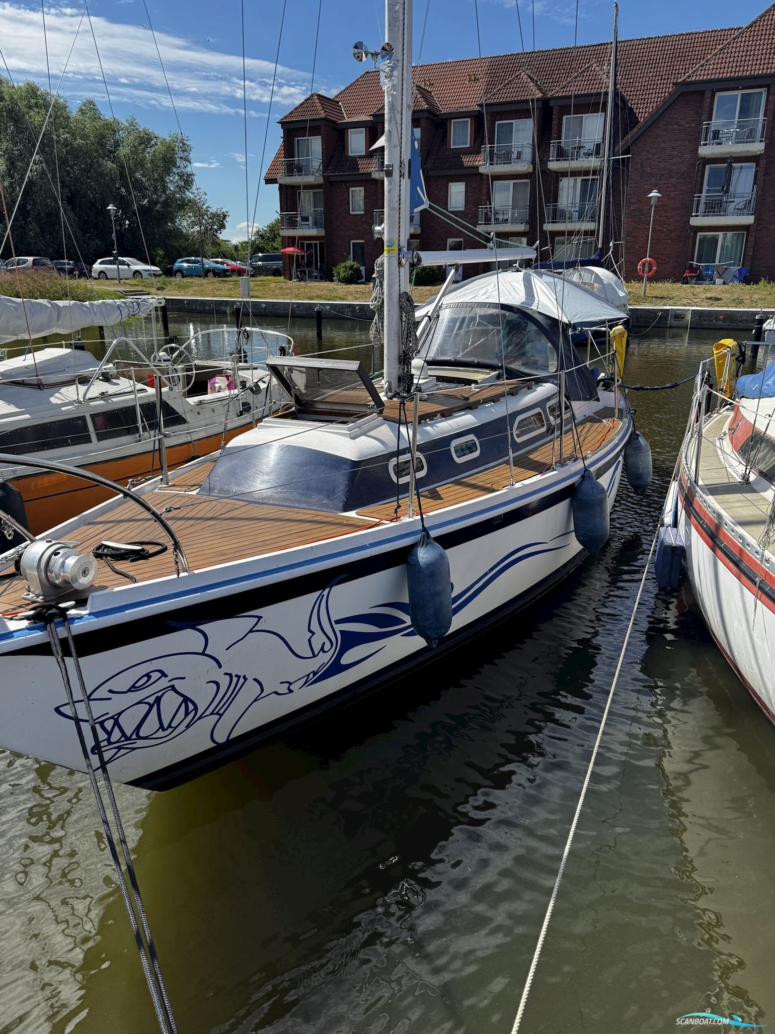 Ericson 29
