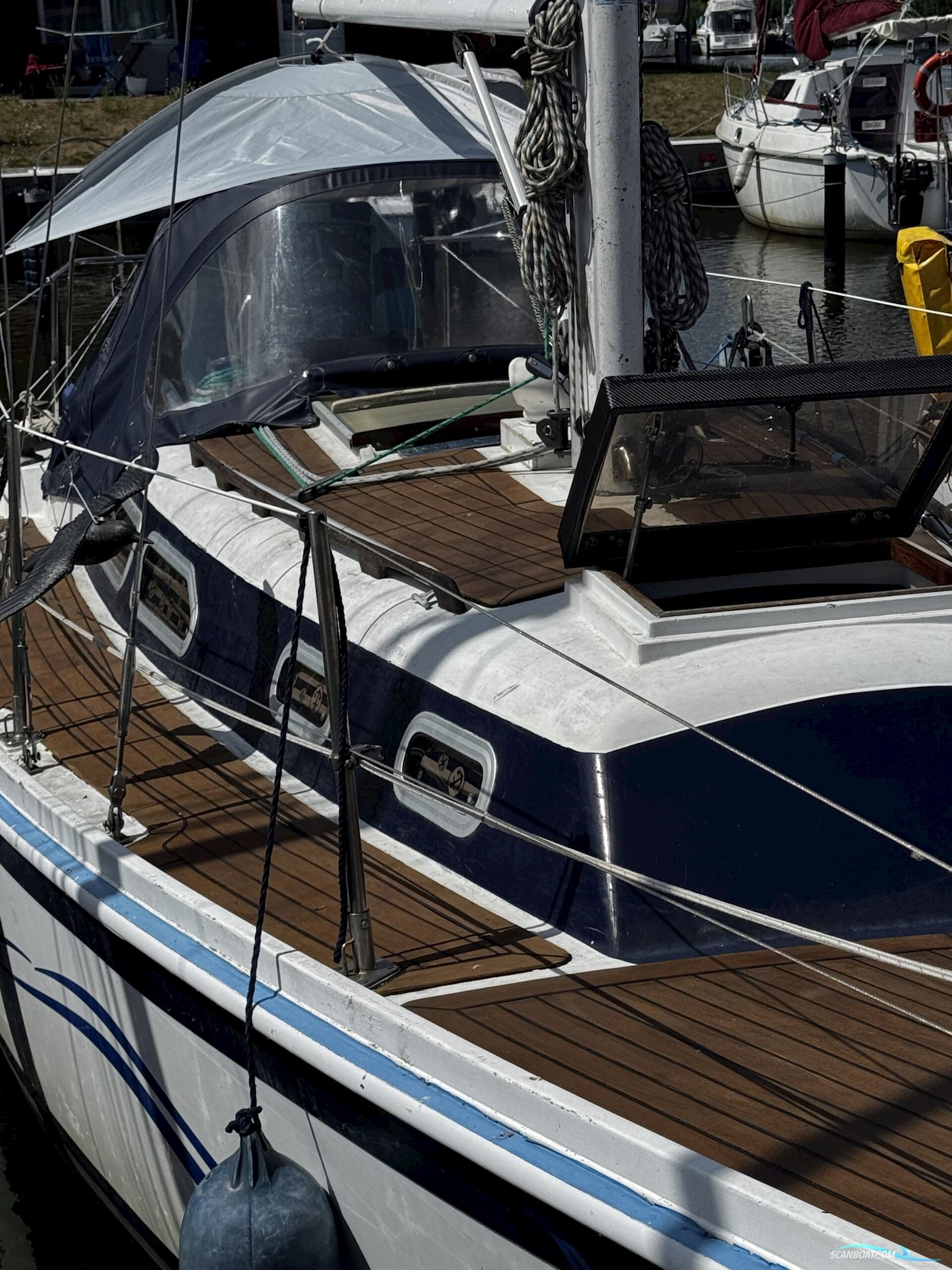 Ericson 29