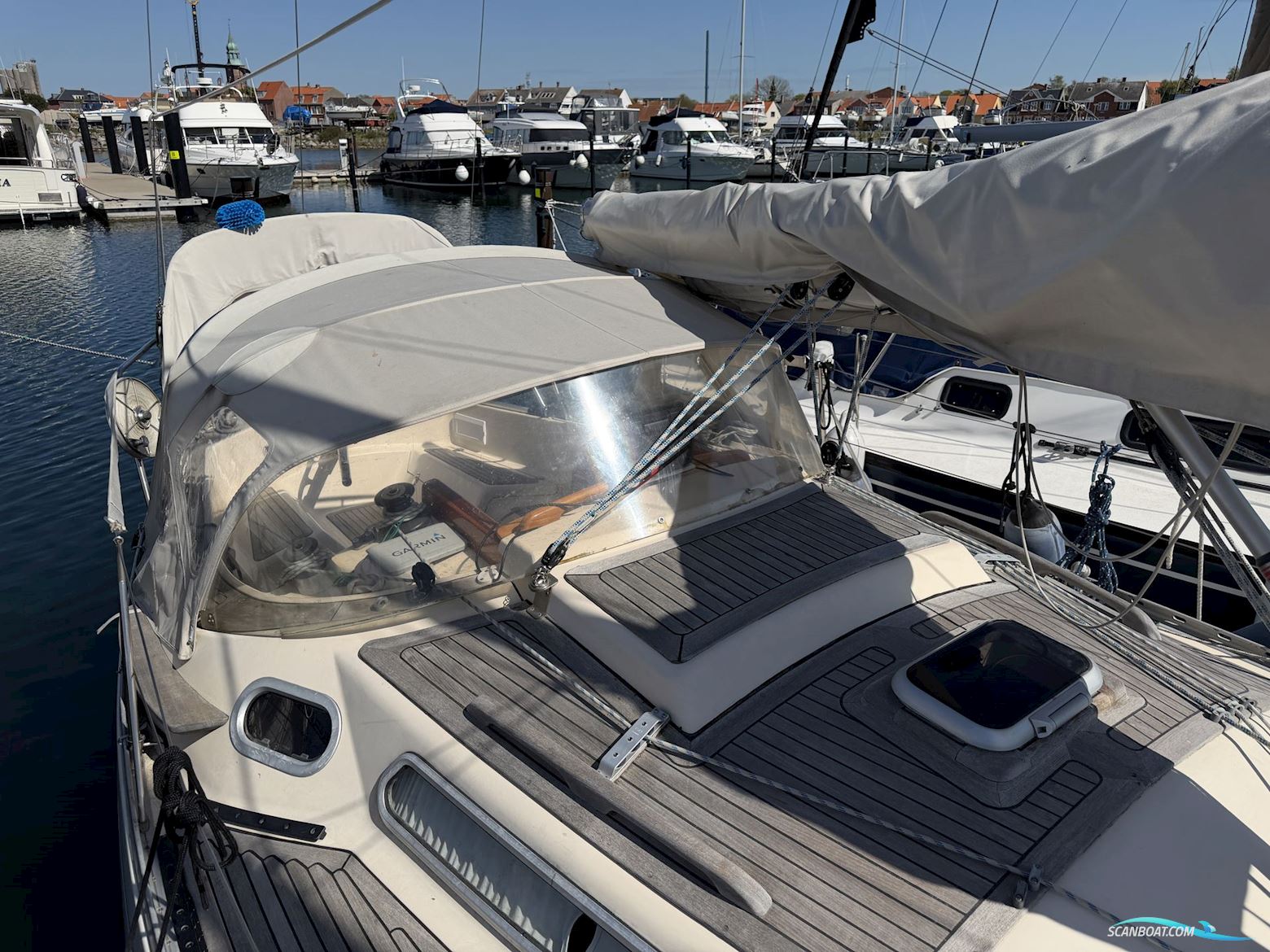 Fandango 32