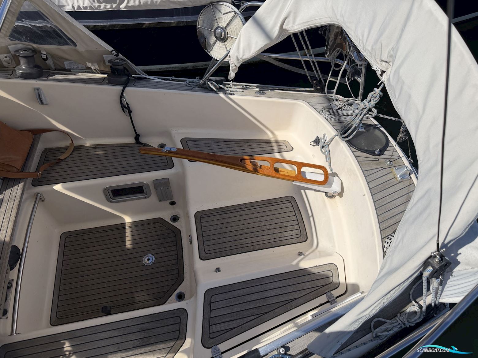 Fandango 32