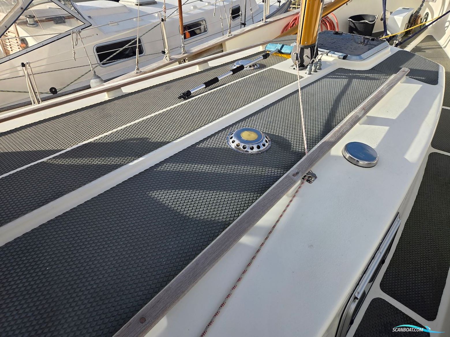 Fisher 30 Ketch